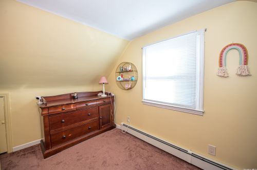 32 Adelaide St, Huntington Station NY 11746-3441 exterior