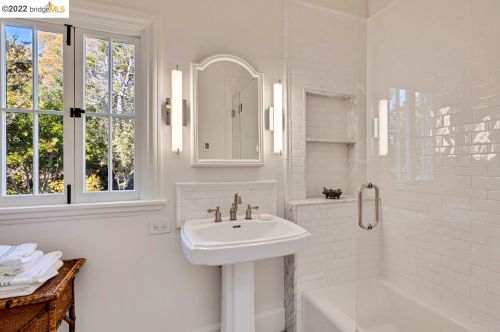 683 Arlington Ave, Berkeley CA 94707-1039 exterior