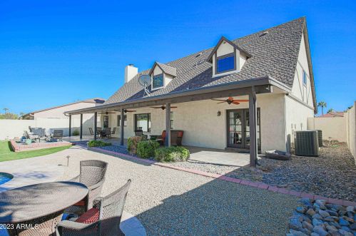 902 Claremont St, Phoenix AZ  85013-1360 exterior