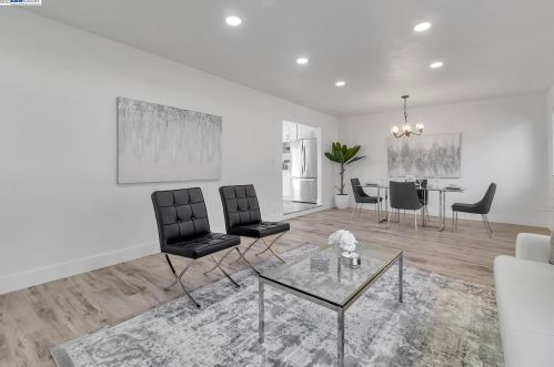 2850 Madeira Way, Concord CA  94523-2023 exterior