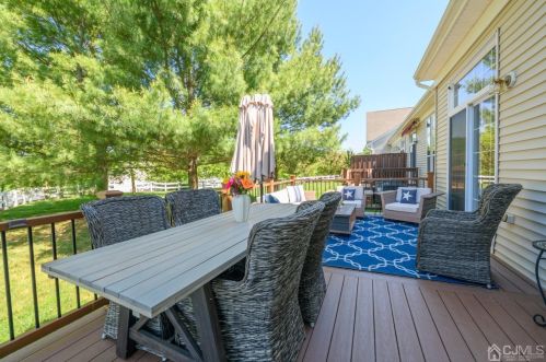 1 Maria Ct, Old Bridge NJ 08857-4407 exterior