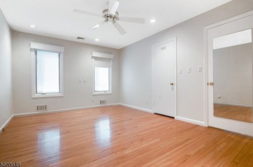 62 Cornell Dr, Livingston NJ  07039-5519 exterior