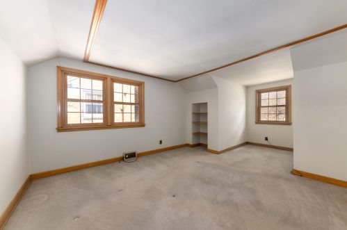 2517 82, Milwaukee WI 53219-0024 exterior