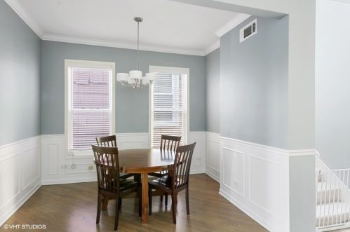 1828 Barry Ave, Chicago IL 60657-2042 exterior