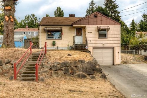 10456 7 Ave, Seattle WA  98198-3404 exterior