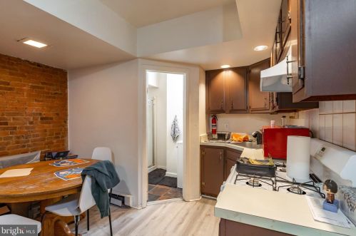 618 King St, Lancaster PA 17602-3237 exterior