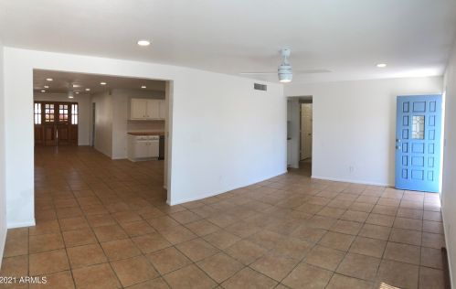 6807 44th Pl, Phoenix AZ  85042-5339 exterior