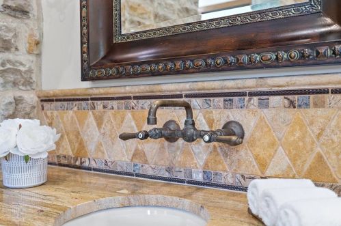 17837 Flagler Dr, Austin TX 78738-7630 exterior