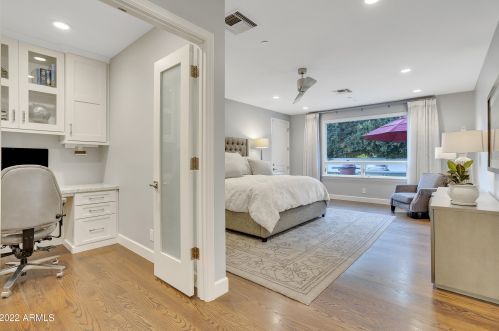 5828 3rd Ave, Phoenix AZ 85086-7201 exterior