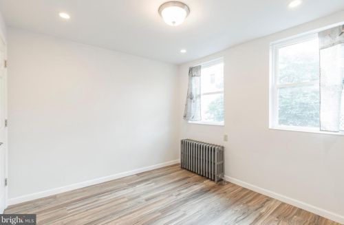 1323 Clarion St, Philadelphia PA 19148-2917 exterior