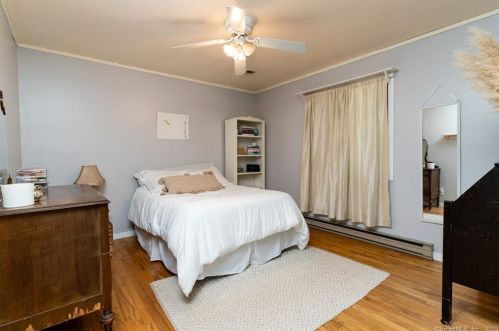 121 Wellers Brg Rd, Roxbury CT 06783-1616 exterior