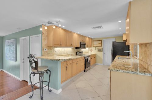 418 13 Dr, Boca Raton FL 33486-5369 exterior