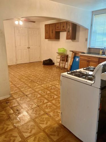 2350 Douglas Ave, Dallas TX 75219-2434 exterior