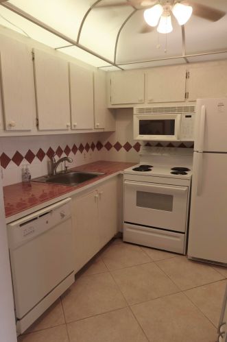 198 Mansfield, Boca Raton FL  33434-4930 exterior