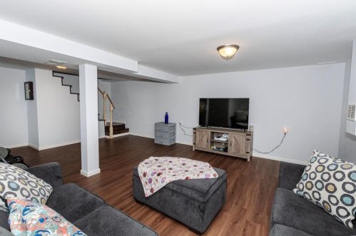 7937 Kingwood St, Saint Louis MO 63123-3554 exterior