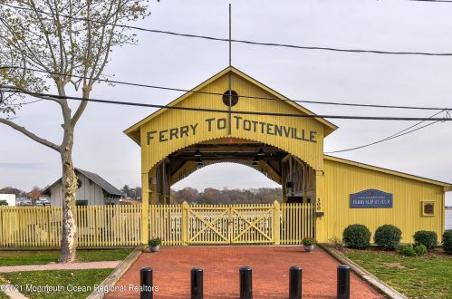 481 Miller St, Perth Amboy NJ 08861-3476 exterior