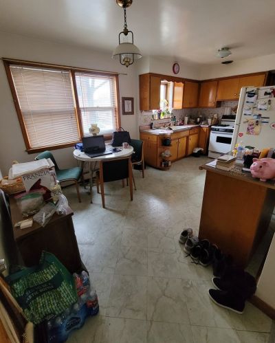 3259 Monticello Ave, Chicago IL 60618-6614 exterior