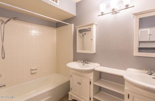 721 Apache Dr, Chandler AZ 85224-4324 exterior