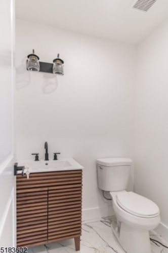 320 Lincoln Ave, Paterson NJ  07512-2128 exterior