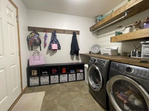 513 Apollo Way, Madison WI  53718-2901 exterior