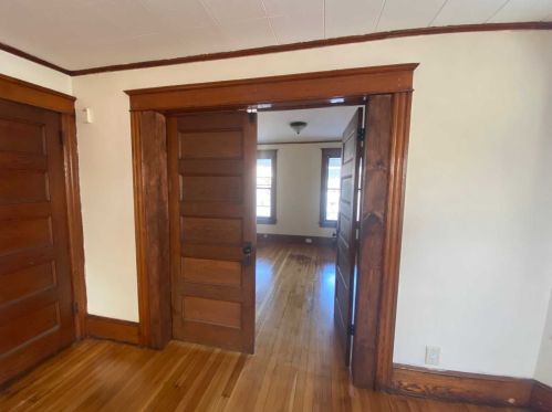 49 Worrall Ave, Poughkeepsie NY 12603-2335 exterior