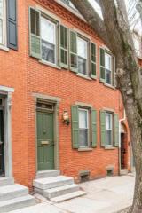 22 Walnut St, Lancaster, PA 17602-4924