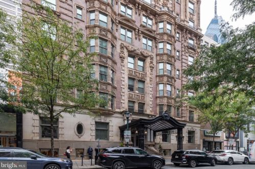 1811 Chestnut St, Philadelphia PA  19103-3721 exterior