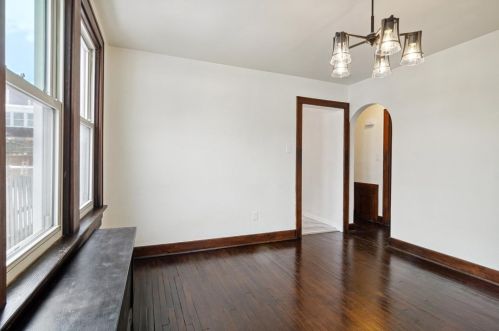 1614 Aurelius St, Pittsburgh PA 15218-2320 exterior