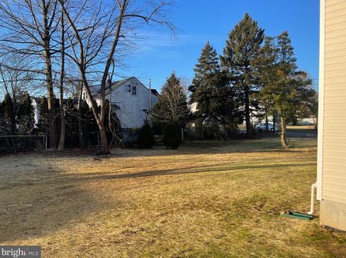 131 Clearview Ave, Trenton NJ 08619-1217 exterior