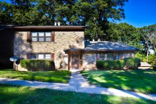 2010 Linmar Dr, Cedar Rapids IA  52402-3765 exterior