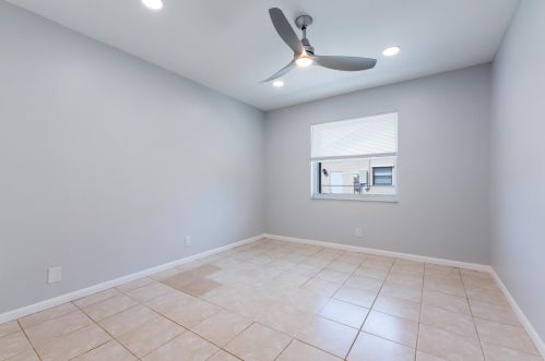 441 53rd St, Boca Raton FL  33487-3750 exterior