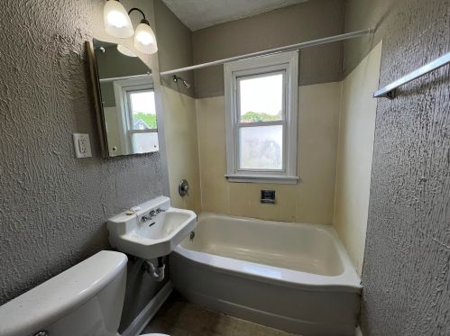 4349 53, Milwaukee WI 53208-3001 exterior