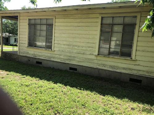 2102 21st St, Austin TX  78722-2416 exterior