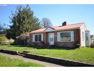 990 20th Ave, Eugene OR  97405-2103 exterior