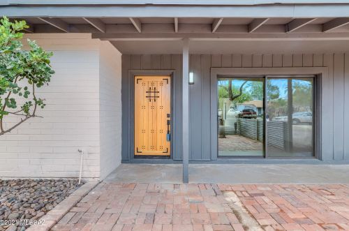 4901 17th St, Tucson AZ  85711-4354 exterior