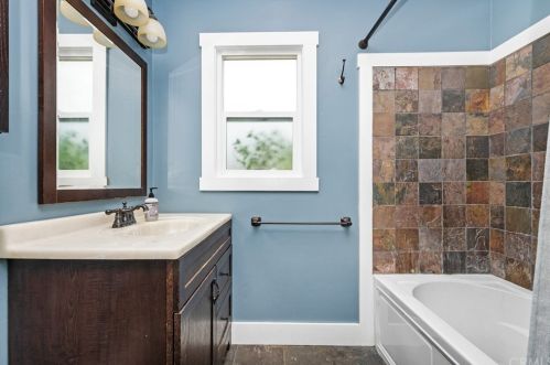 1412 Naples Pl, Fullerton CA  92833-4432 exterior