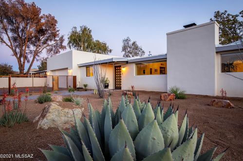 4130 4 St, Tucson AZ 85705-7808 exterior