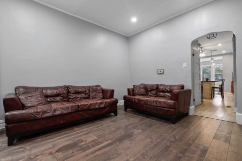 2710 Lawndale Ave, Chicago IL 60655-3312 exterior