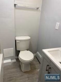 218 Cliff St, Cliffside Park NJ  07010-1409 exterior