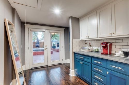 340 Edgefield Ave, Dallas TX 75208-5319 exterior