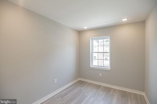 5809 Ditman St, Philadelphia PA 19135-4043 exterior