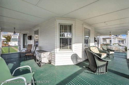 518 7 Ave, Belmar NJ 07719-2212 exterior