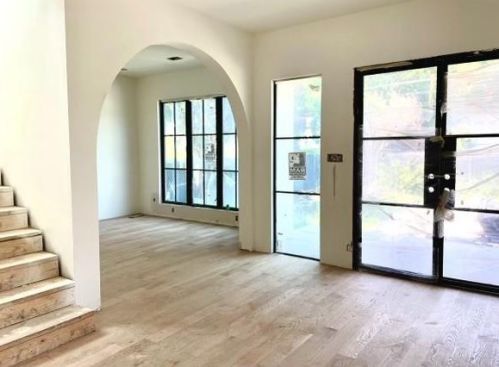 3820 Frontier Ln, Dallas TX 75214-3252 exterior