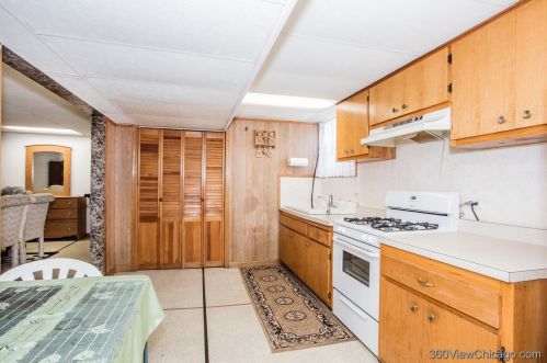 5515 Kildare Ave, Chicago IL 60629-5733 exterior