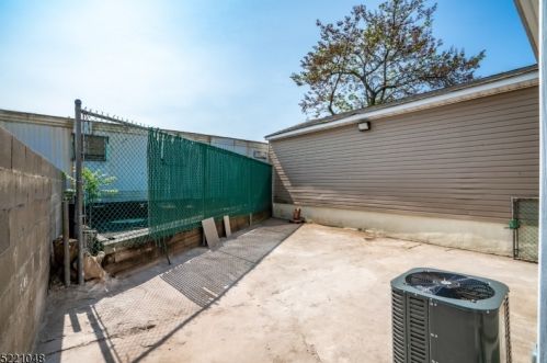 1277 Baker St, Industrial Hillside NJ 07205-2627 exterior