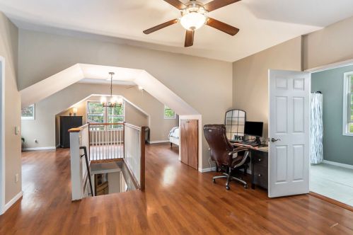 80 Lakeshore Blvd, Meskegon MI 49444-3819 exterior