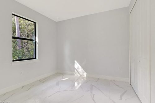 2923 27 Ave, Naples FL 34116-7607 exterior