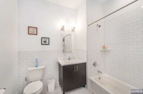 7-15 Main St, Bound Brk NJ  exterior