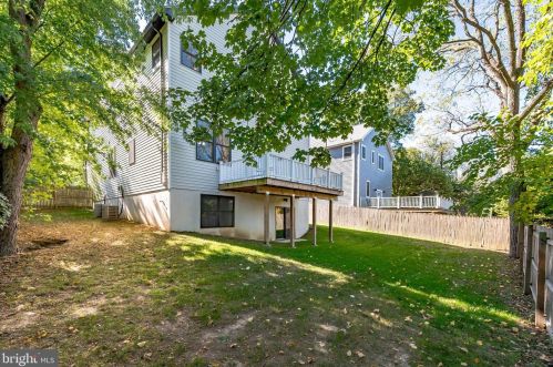 708 Caledonia St, Philadelphia PA 19128-1100 exterior