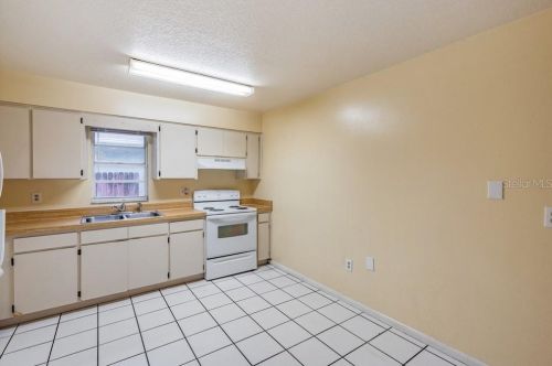 1505 Louisiana Ave, Tampa FL  33610-6032 exterior